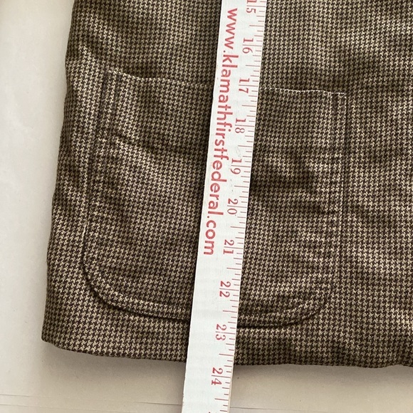 Valerie Stevens Button down Blazer Barn Jacket Size M Brown check patch pockets - Picture 11 of 13